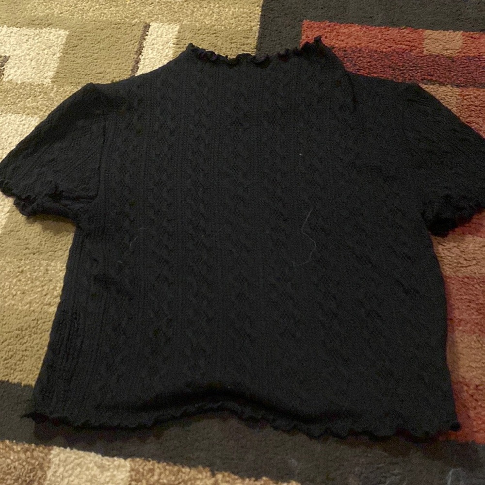 knit mock neck cropped tee